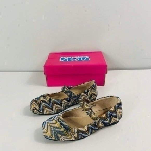 Brand New Toddler Girls Dress Flats - Picture 4 of 11